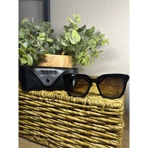 DIFF Eyewear Bella Polarized Sunglasses Black Frame Brown Gradient